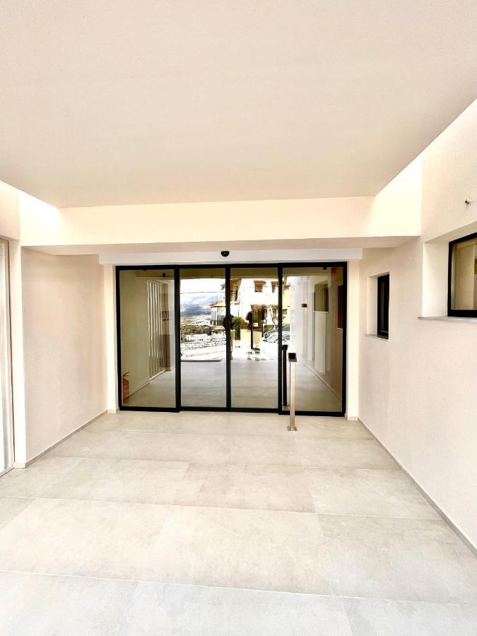 יואנינה City Hill Luxury Apartments מראה חיצוני תמונה