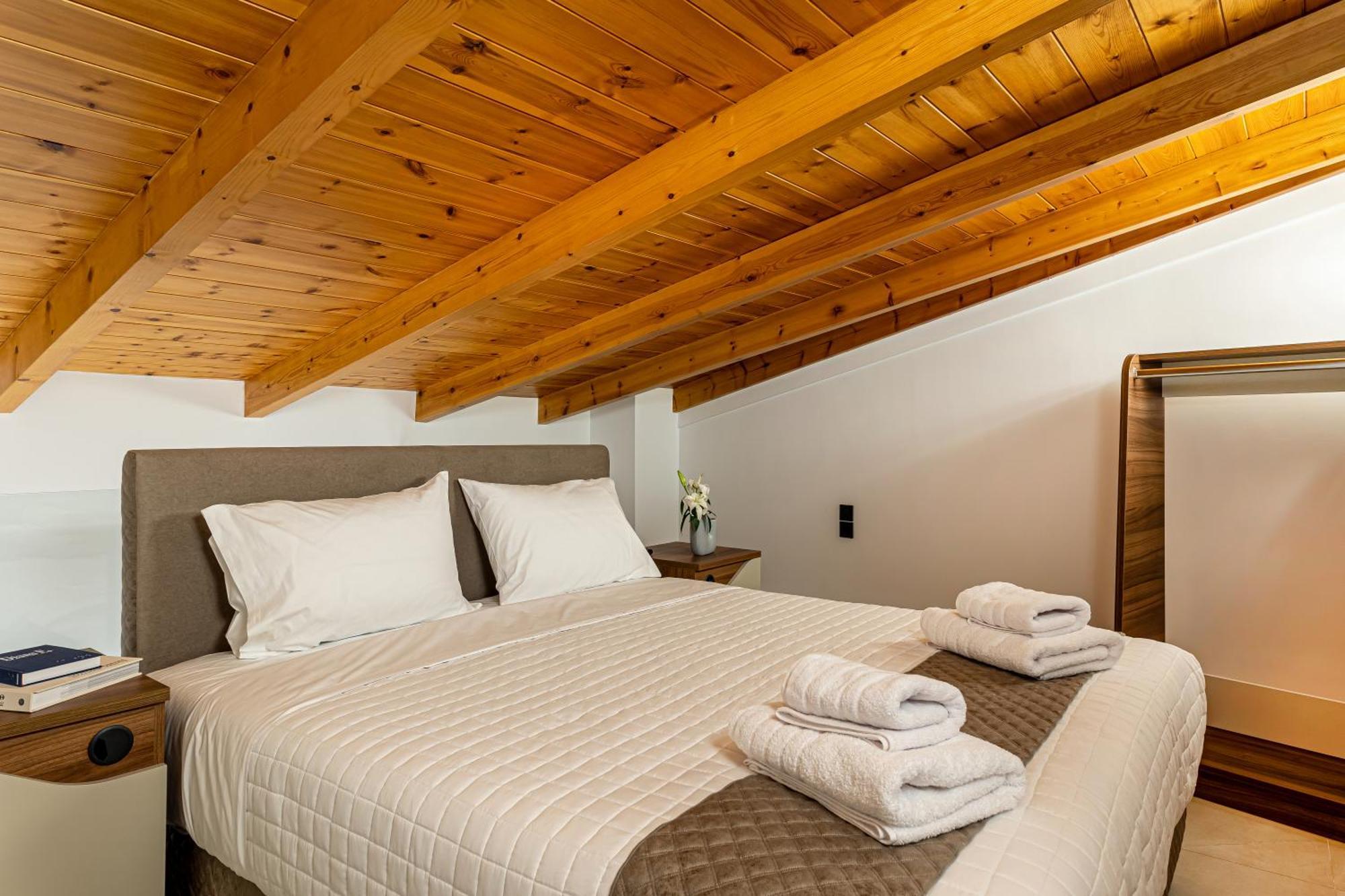 יואנינה City Hill Luxury Apartments מראה חיצוני תמונה